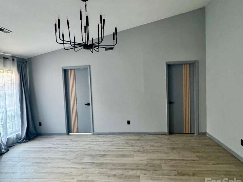 11209 Snapfinger Drive, Charlotte, NC 28277.  MLS# CAR4382199, YatesRealty ID 26973. 