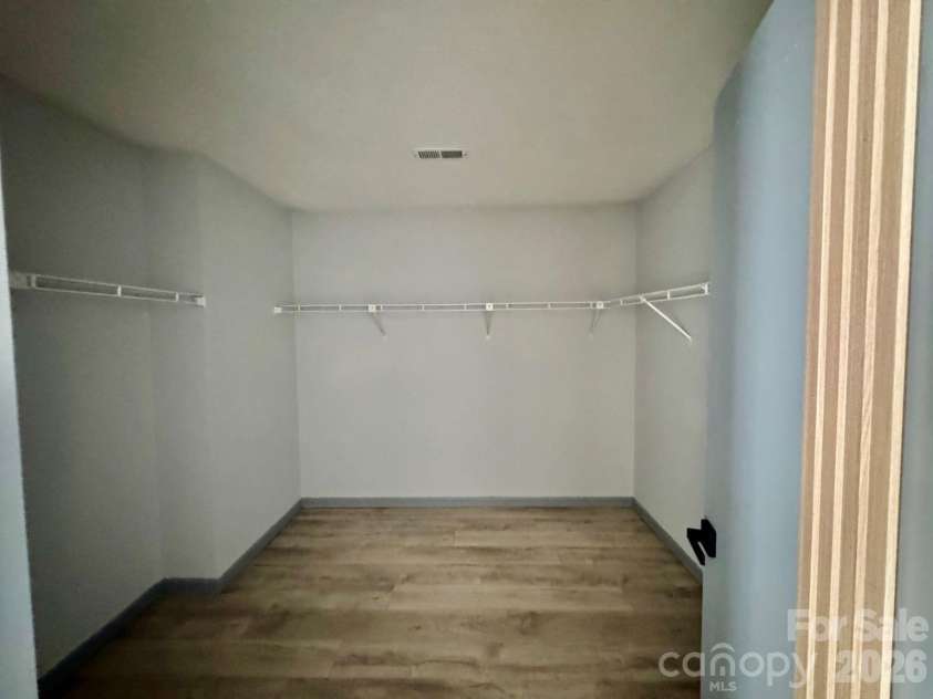 11209 Snapfinger Drive, Charlotte, NC 28277.  MLS# CAR4382199, YatesRealty ID 26973. Closet master bedroom