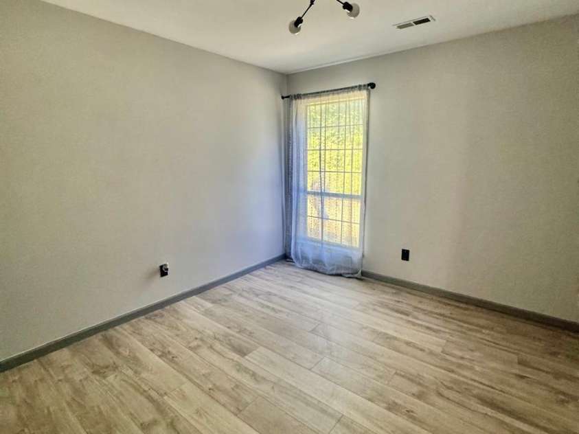 11209 Snapfinger Drive, Charlotte, NC 28277.  MLS# CAR4382199, YatesRealty ID 26973. Room 2