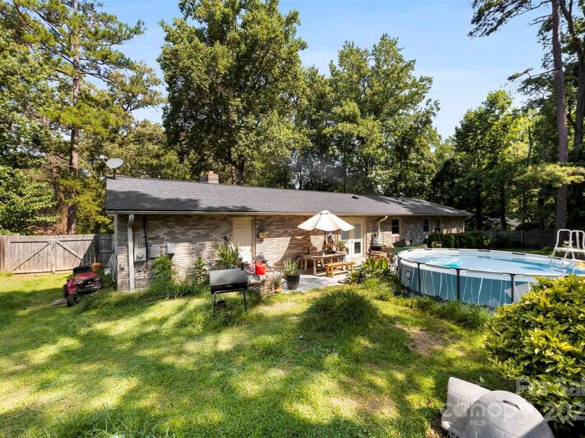 107 Laura Springs Drive, Salisbury, NC 28146.  MLS# CAR4280343, YatesRealty ID 26975. 
