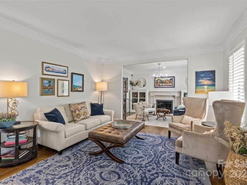 1619 Providence Road, Charlotte, NC 28207.  MLS# CAR4266740, YatesRealty ID 26977. 
