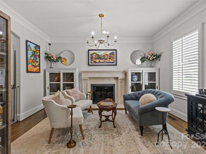 1619 Providence Road, Charlotte, NC 28207.  MLS# CAR4266740, YatesRealty ID 26977. 