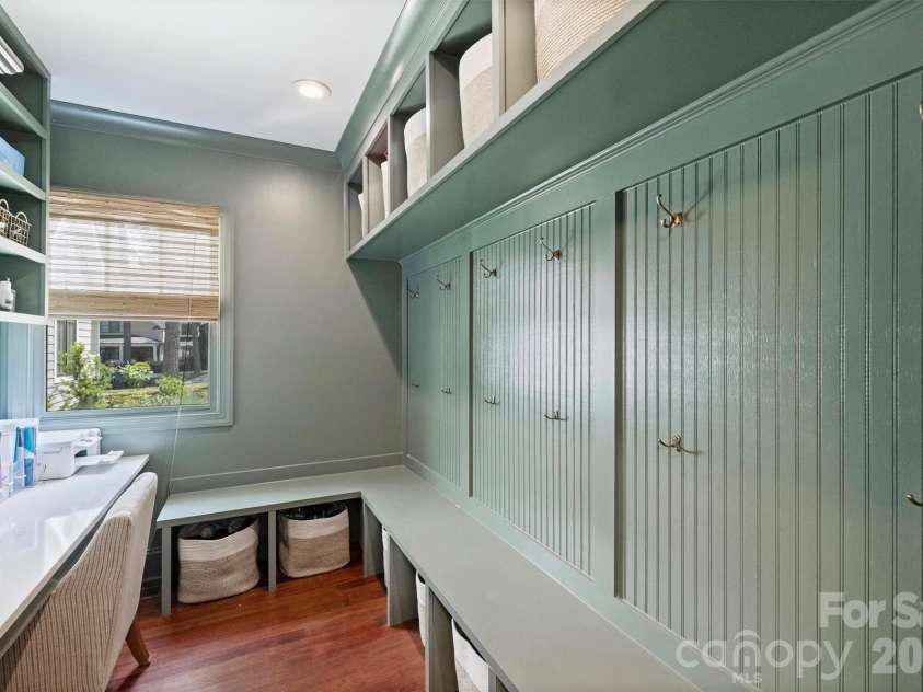 237 Hunter Lane, Charlotte, NC 28211.  MLS# CAR4384992, YatesRealty ID 26977. 