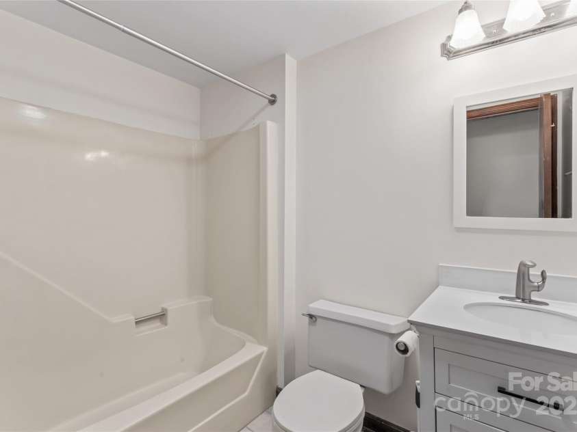 3943 Peggy Lane, Mint Hill, NC 28227.  MLS# CAR4274515, YatesRealty ID 26978. 