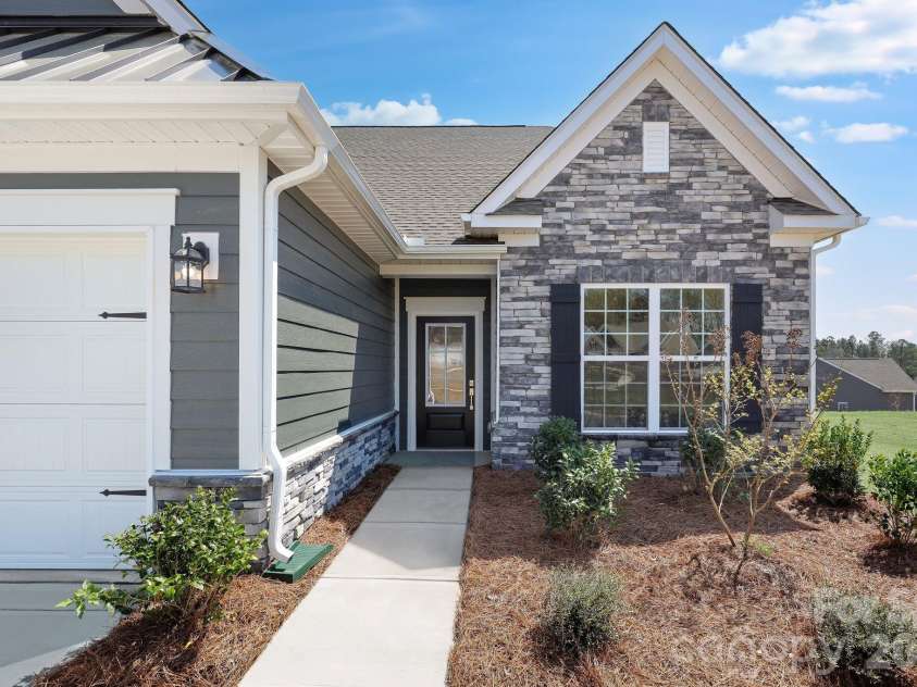 5611 Mid Sky Court, Lancaster, SC 29720.  MLS# CAR4384139, YatesRealty ID 26979. 
