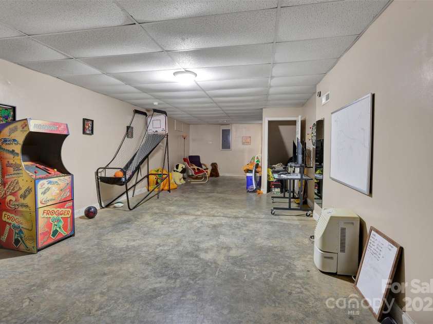 36014 Davis Drive, Albemarle, NC 28001.  MLS# CAR4311105, YatesRealty ID 2698. Basement area