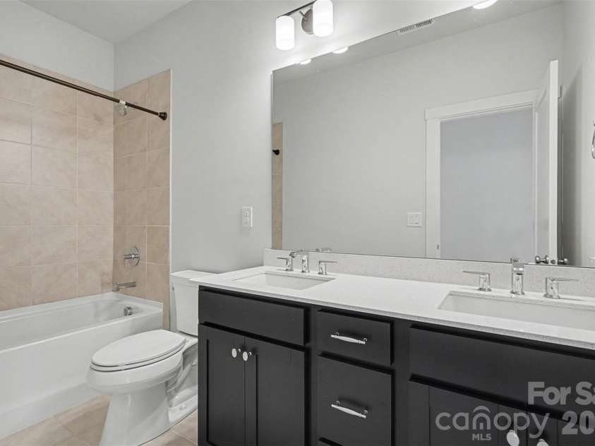 4266 Tournette Drive, Fort Mill, SC 29707.  MLS# CAR4338531, YatesRealty ID 2698. Bathroom 3