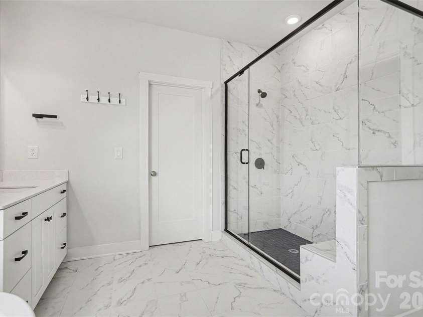 4266 Tournette Drive, Fort Mill, SC 29707.  MLS# CAR4338531, YatesRealty ID 2698. Primary Bathroom