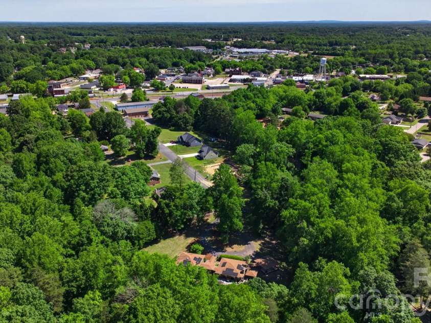 430 School Street, Rockwell, NC 28138.  MLS# CAR4382765, YatesRealty ID 26980. 