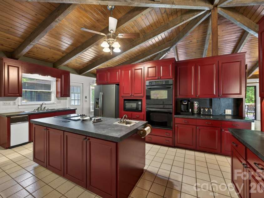 430 School Street, Rockwell, NC 28138.  MLS# CAR4382765, YatesRealty ID 26980. 