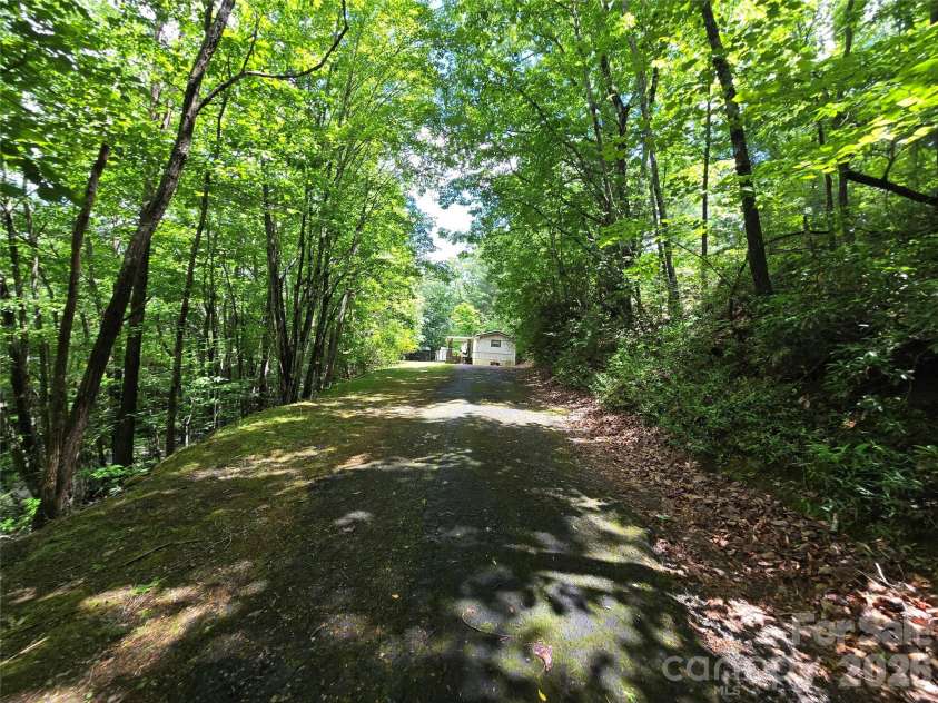 6 Rain Cloud Road, Candler, NC 28715.  MLS# CAR4387440, YatesRealty ID 26982. 
