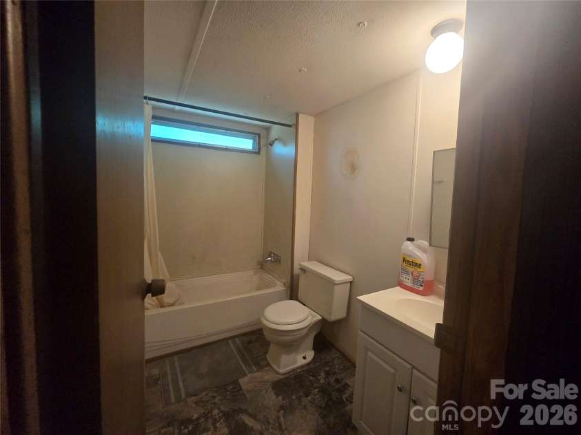 6 Rain Cloud Road, Candler, NC 28715.  MLS# CAR4387440, YatesRealty ID 26982. 