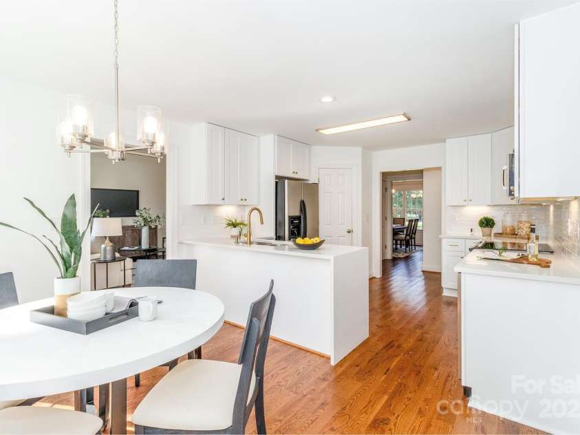 444 Cottonfield Circle, Waxhaw, NC 28173.  MLS# CAR4324330, YatesRealty ID 26983. 