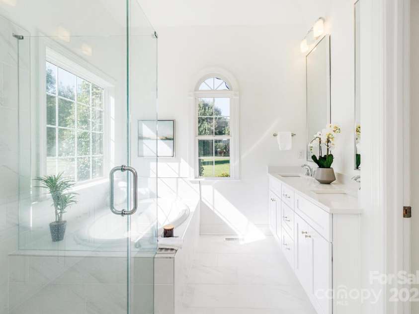 444 Cottonfield Circle, Waxhaw, NC 28173.  MLS# CAR4324330, YatesRealty ID 26983. 