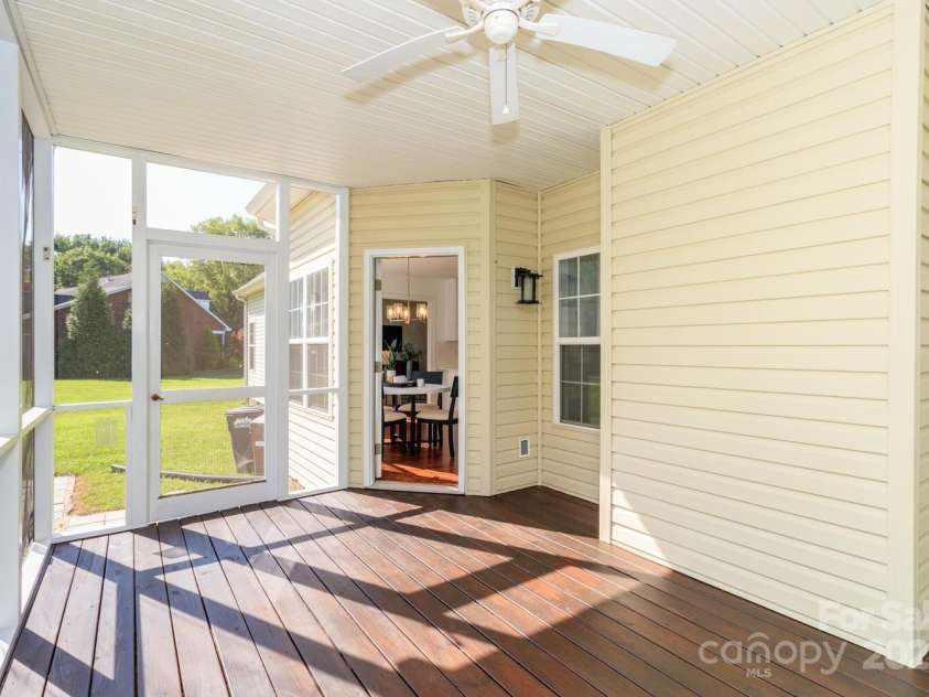 444 Cottonfield Circle, Waxhaw, NC 28173.  MLS# CAR4324330, YatesRealty ID 26983. 