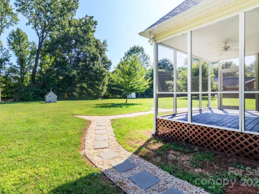 444 Cottonfield Circle, Waxhaw, NC 28173.  MLS# CAR4324330, YatesRealty ID 26983. 