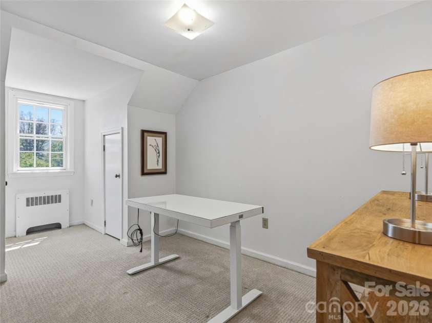 721 Golf Course Road, Waynesville, NC 28786.  MLS# CAR4374651, YatesRealty ID 26984. 