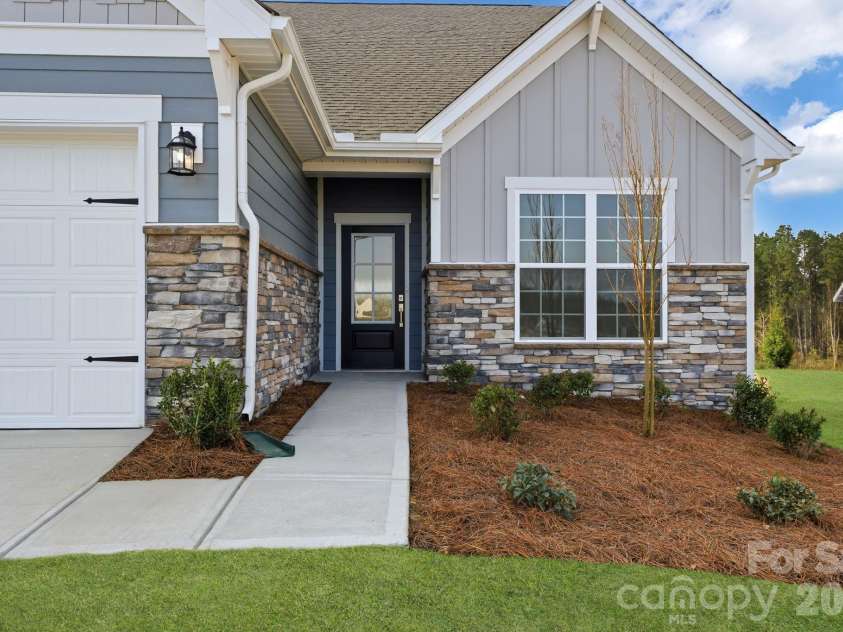 5386 Redbud Road, Lancaster, SC 29720.  MLS# CAR4384146, YatesRealty ID 26985. 