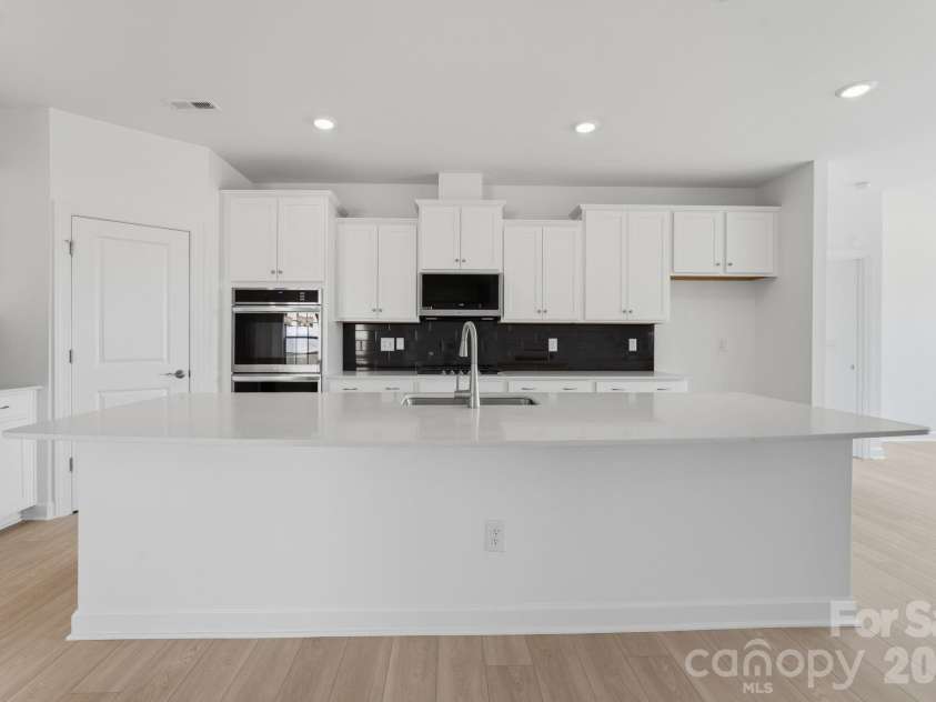 5386 Redbud Road, Lancaster, SC 29720.  MLS# CAR4384146, YatesRealty ID 26985. 
