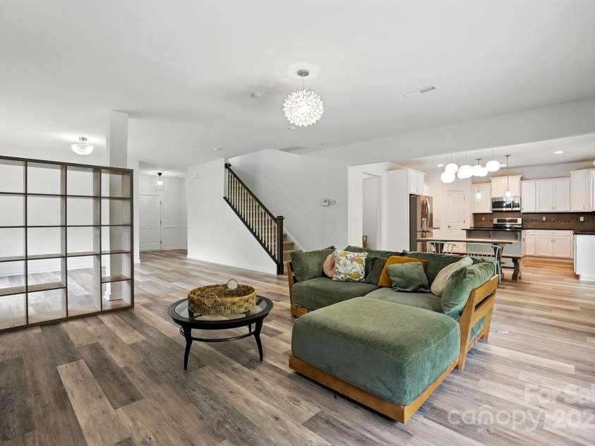 7166 Dove Field Lane, Fort Mill, SC 29707.  MLS# CAR4259041, YatesRealty ID 26985. 