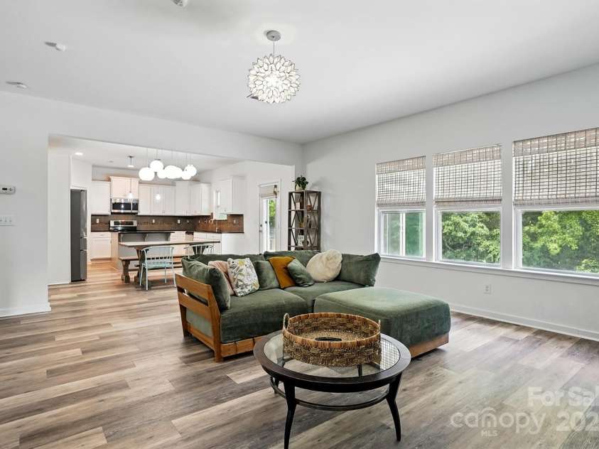 7166 Dove Field Lane, Fort Mill, SC 29707.  MLS# CAR4259041, YatesRealty ID 26985. 