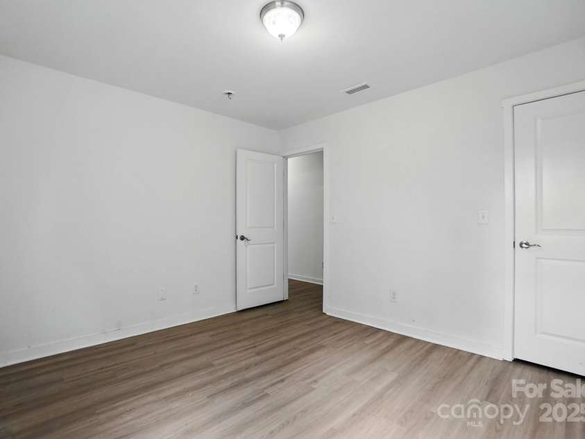 7166 Dove Field Lane, Fort Mill, SC 29707.  MLS# CAR4259041, YatesRealty ID 26985. 