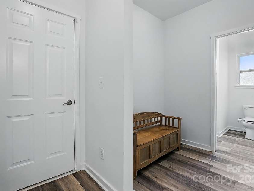 7166 Dove Field Lane, Fort Mill, SC 29707.  MLS# CAR4259041, YatesRealty ID 26985. Drop zone