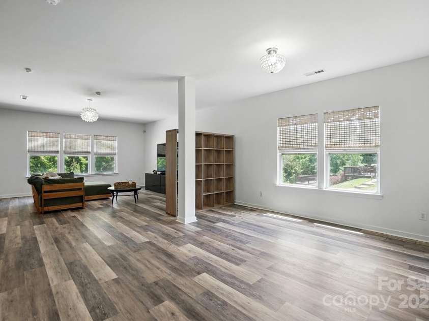7166 Dove Field Lane, Fort Mill, SC 29707.  MLS# CAR4259041, YatesRealty ID 26985. Open living