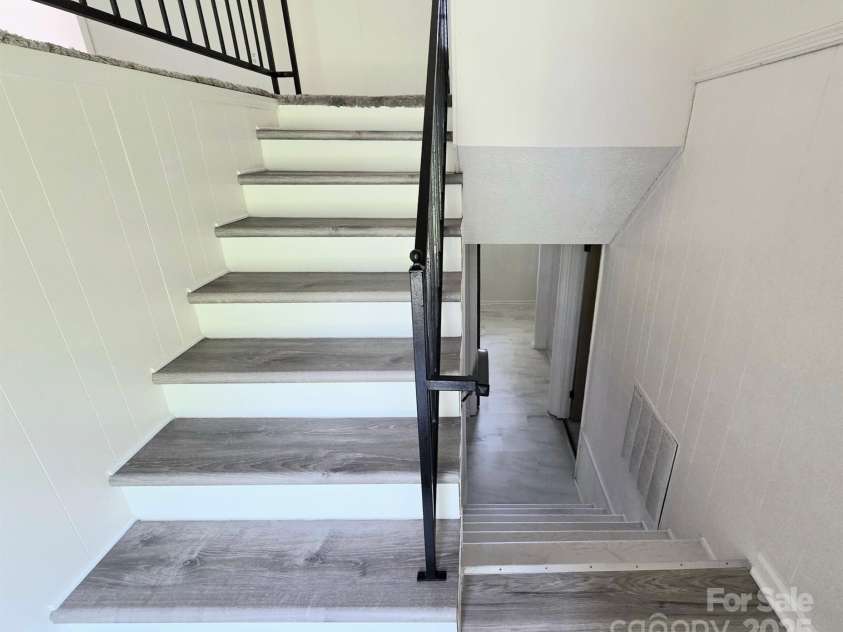 717 2nd Street, Conover, NC 28613.  MLS# CAR4281821, YatesRealty ID 26986. 