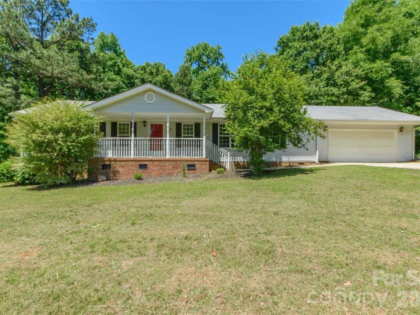 434 Rutledge Drive, Catawba, SC 29704.  MLS# CAR4382046, YatesRealty ID 26987. 