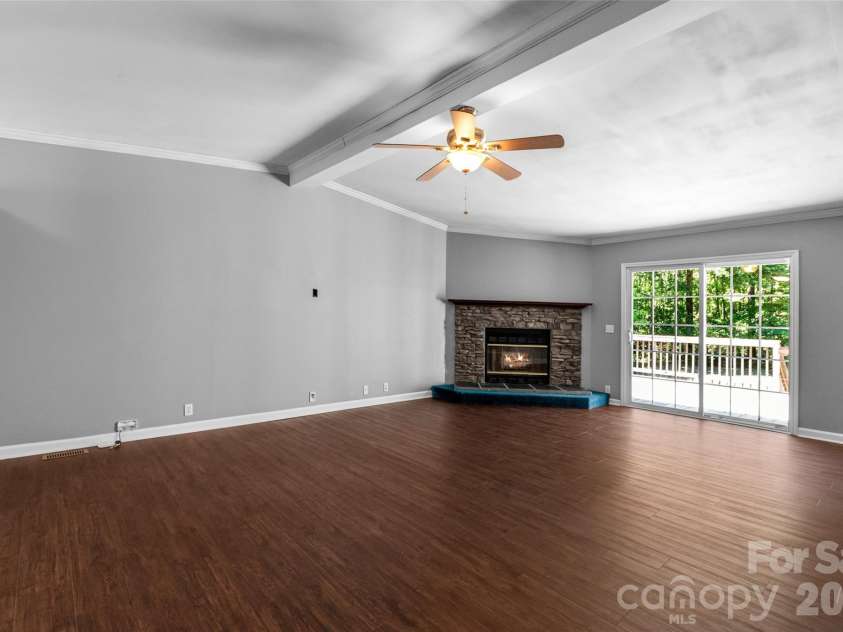 434 Rutledge Drive, Catawba, SC 29704.  MLS# CAR4382046, YatesRealty ID 26987. 