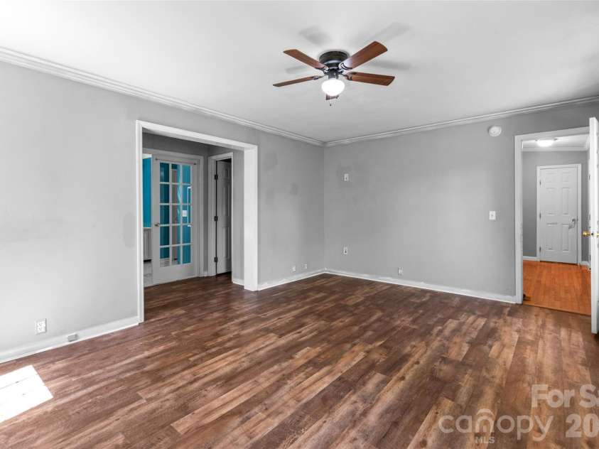 434 Rutledge Drive, Catawba, SC 29704.  MLS# CAR4382046, YatesRealty ID 26987. 