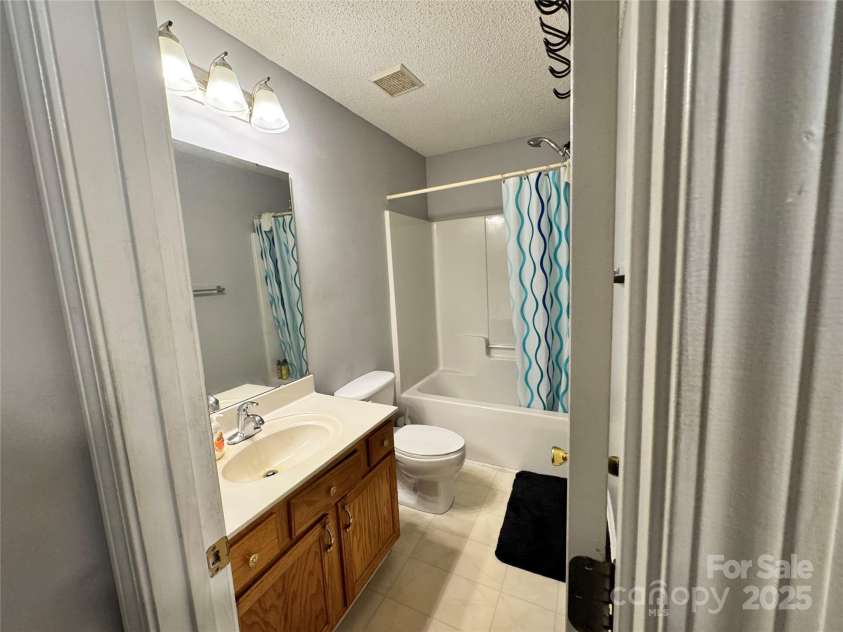 419 Scarlett Lane, Fort Mill, SC 29715.  MLS# CAR4276444, YatesRealty ID 26988. 