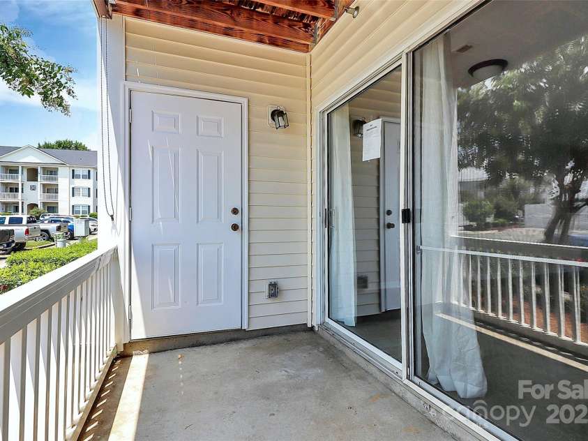 3853 Carl Parmer Drive, Harrisburg, NC 28075.  MLS# CAR4276229, YatesRealty ID 26989. 