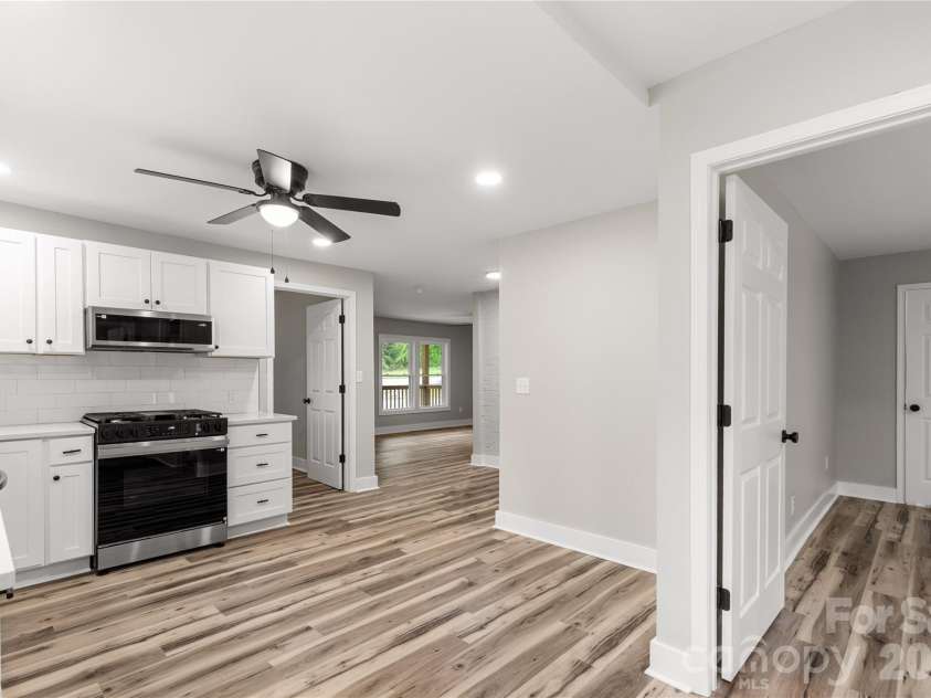 5224 Lancaster Highway, Fort Lawn, SC 29714.  MLS# CAR4383188, YatesRealty ID 26989. 