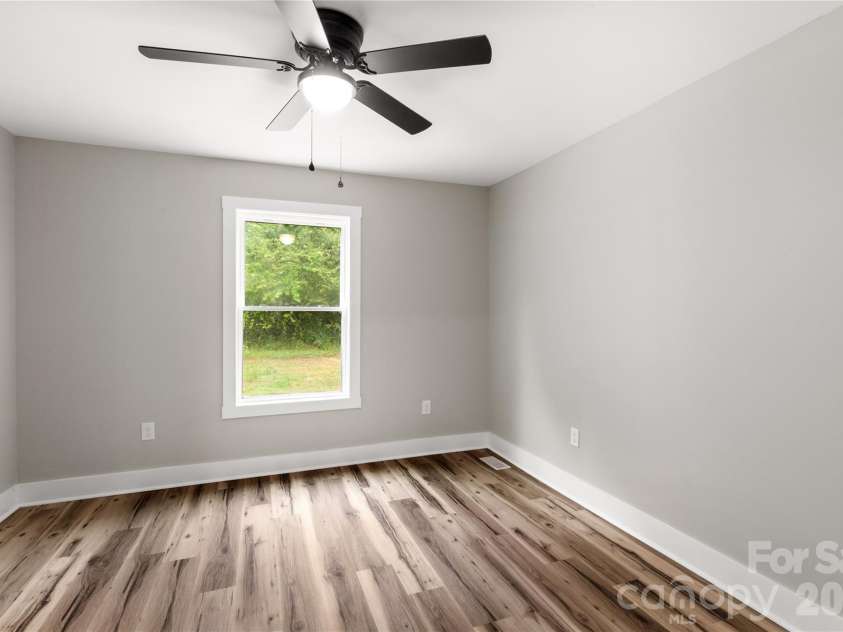 5224 Lancaster Highway, Fort Lawn, SC 29714.  MLS# CAR4383188, YatesRealty ID 26989. 