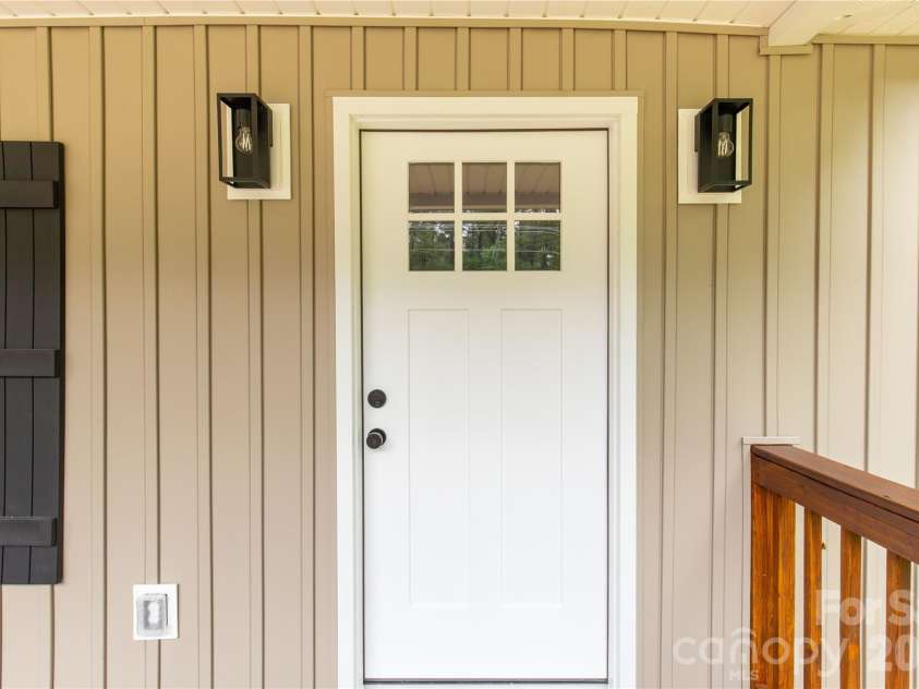 5224 Lancaster Highway, Fort Lawn, SC 29714.  MLS# CAR4383188, YatesRealty ID 26989. 