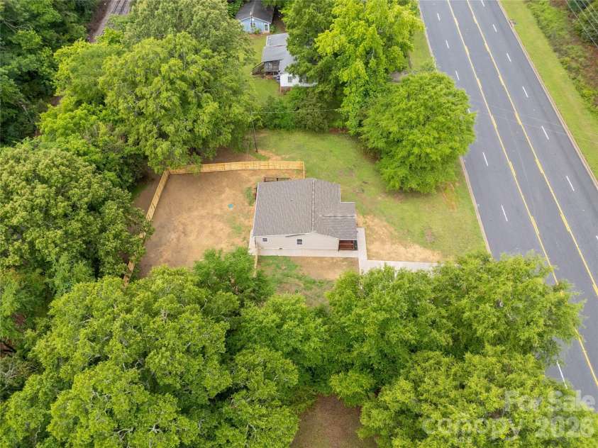 5224 Lancaster Highway, Fort Lawn, SC 29714.  MLS# CAR4383188, YatesRealty ID 26989. 
