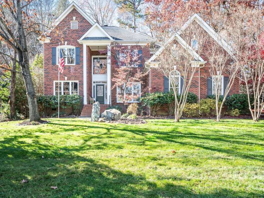 16033 Agincourt Drive, Huntersville, NC 28078.  MLS# CAR4313163, YatesRealty ID 2699. 