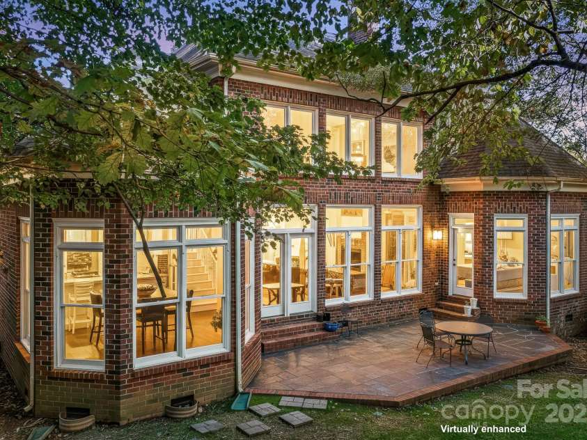 16033 Agincourt Drive, Huntersville, NC 28078.  MLS# CAR4313163, YatesRealty ID 2699. 