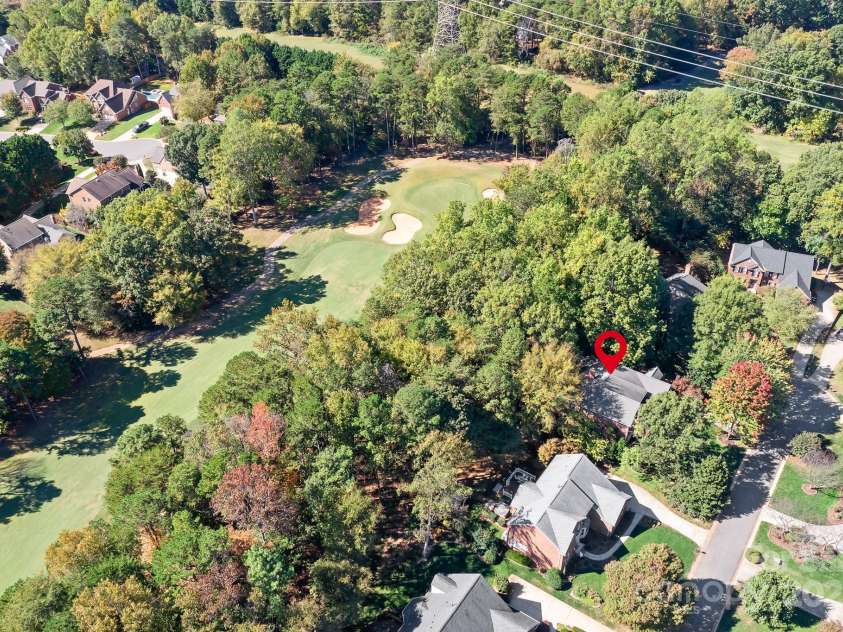 16033 Agincourt Drive, Huntersville, NC 28078.  MLS# CAR4313163, YatesRealty ID 2699. 