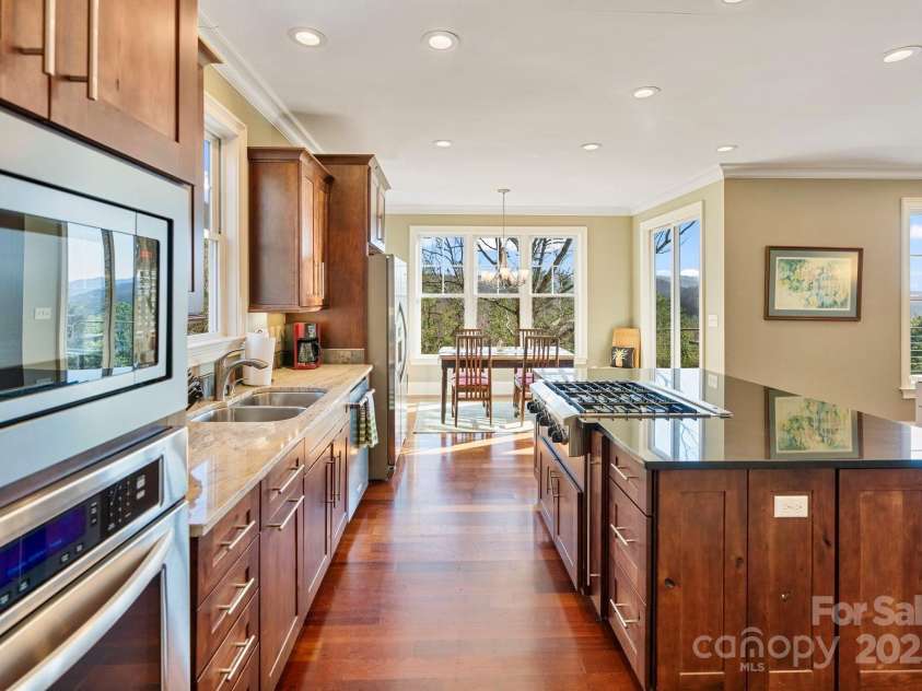 222 David Ridge Road, Black Mountain, NC 28711.  MLS# CAR4234344, YatesRealty ID 2699. 