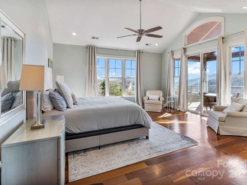 222 David Ridge Road, Black Mountain, NC 28711.  MLS# CAR4234344, YatesRealty ID 2699. 