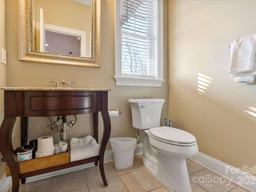 222 David Ridge Road, Black Mountain, NC 28711.  MLS# CAR4234344, YatesRealty ID 2699. 