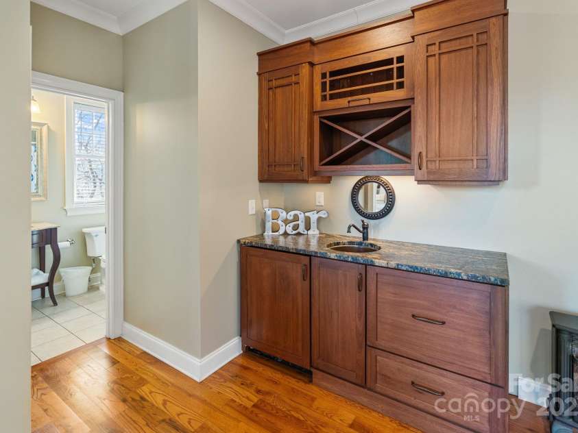 222 David Ridge Road, Black Mountain, NC 28711.  MLS# CAR4234344, YatesRealty ID 2699. 