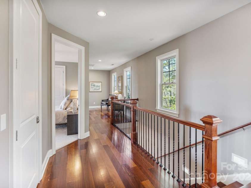 222 David Ridge Road, Black Mountain, NC 28711.  MLS# CAR4234344, YatesRealty ID 2699. 