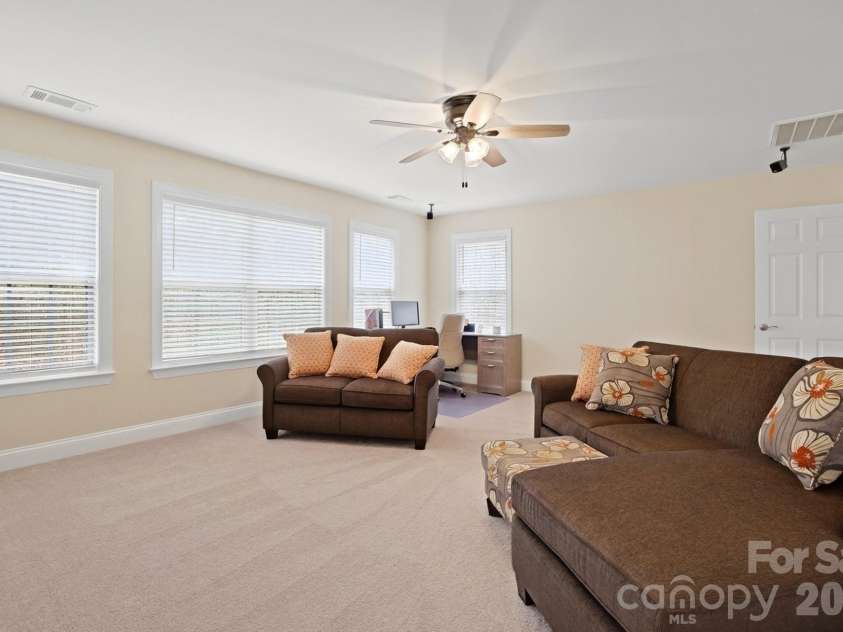 905 Patricians Lane, Wesley Chapel, NC 28110.  MLS# CAR4347178, YatesRealty ID 2699. 