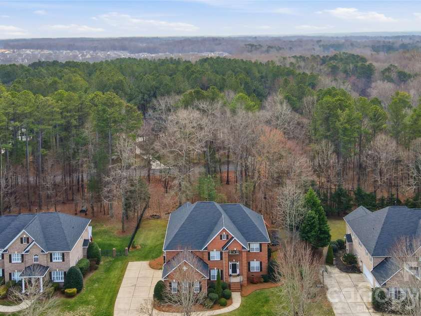 905 Patricians Lane, Wesley Chapel, NC 28110.  MLS# CAR4347178, YatesRealty ID 2699. Nice spacing between homes