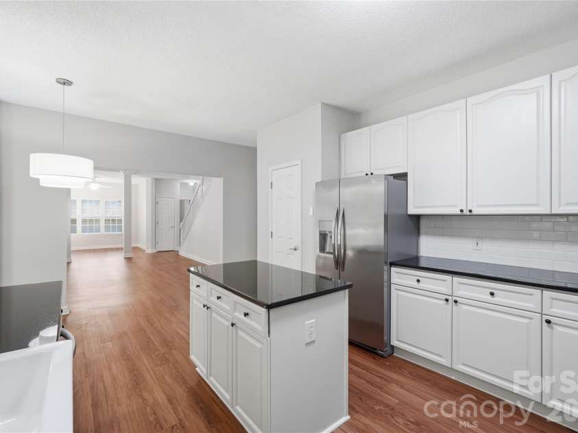 157 Lighthouse Road, Mount Holly, NC 28120.  MLS# CAR4379658, YatesRealty ID 26991. Kitchen 2