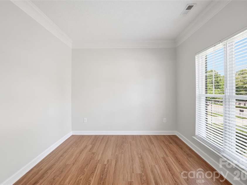 157 Lighthouse Road, Mount Holly, NC 28120.  MLS# CAR4379658, YatesRealty ID 26991. Living room 